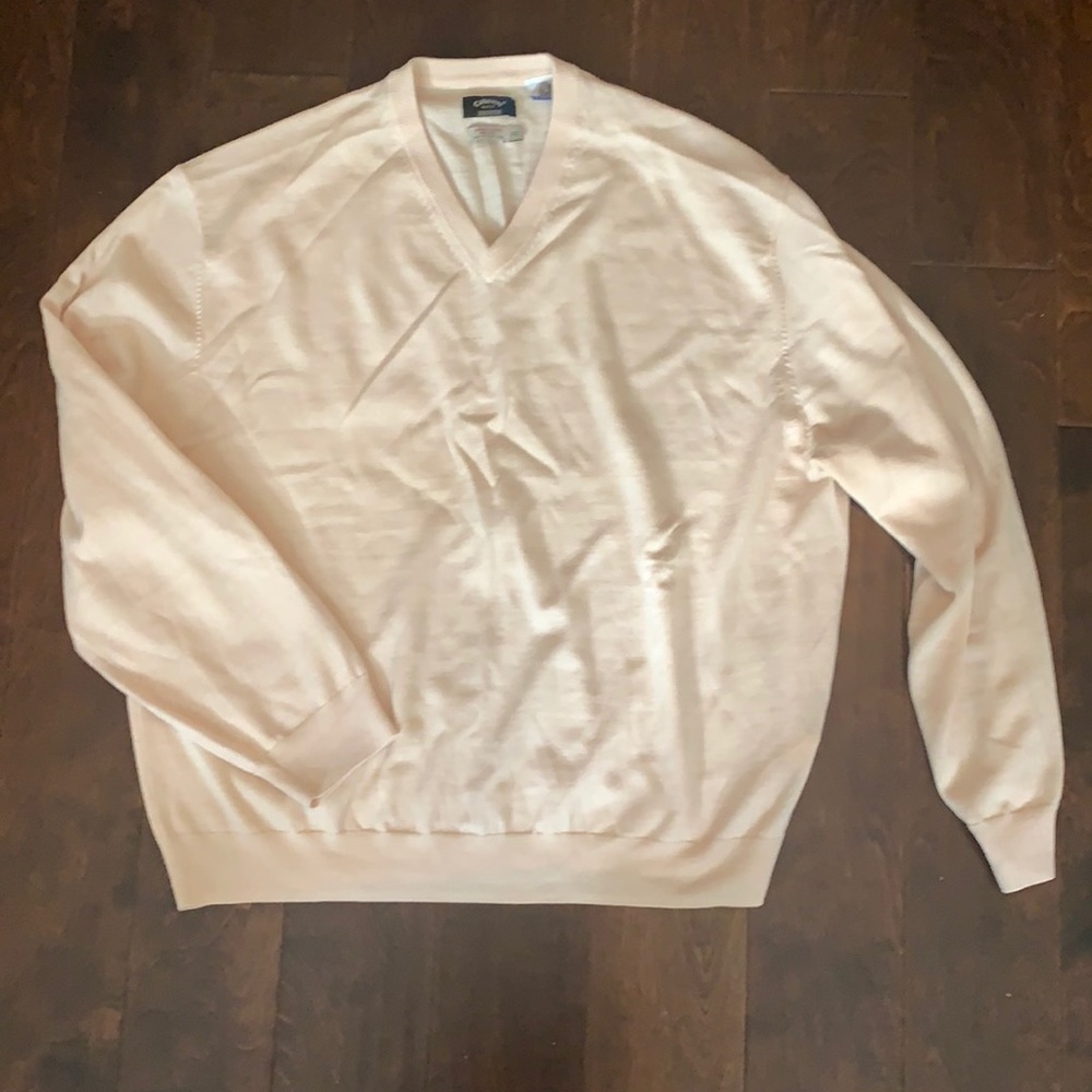 Callaway V-neck Wool Sweater in Cream